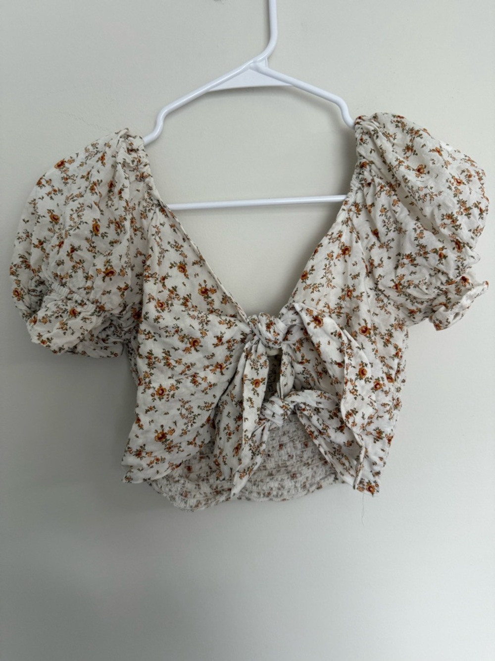 Floral Tie-Front Puff Sleeve Crop Top — Cream with Brown Floral